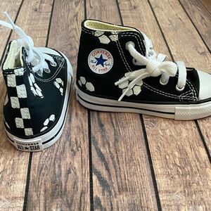 Soccer ball Converse Kids' Black and White High-Top Sneakers
